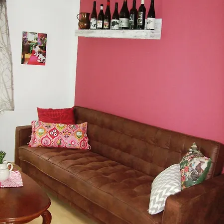 Oertl In Apartment *